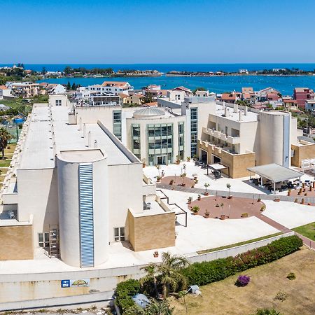 Capo Peloro Hotel (Adults Only) Torre Faro Bagian luar foto