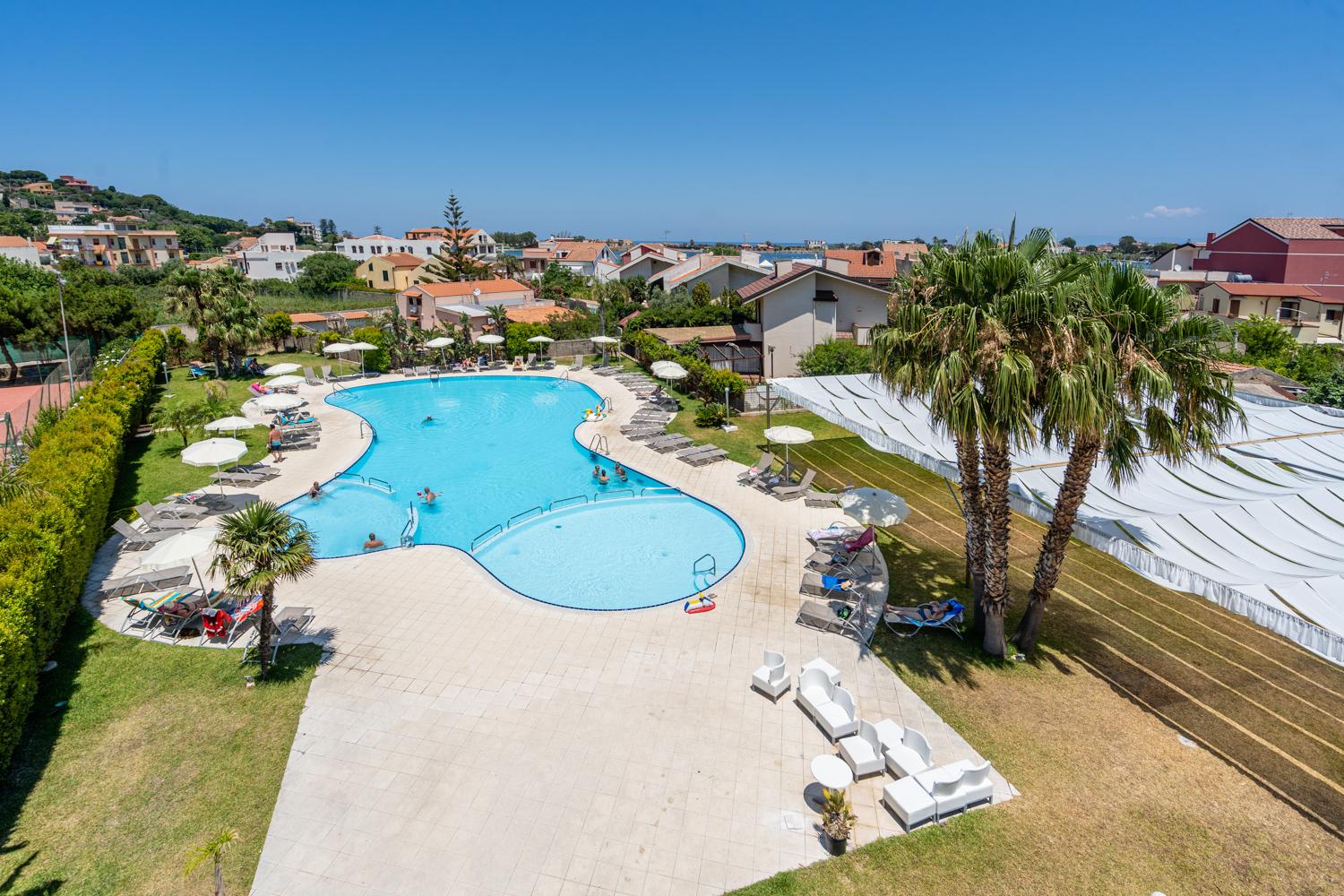 Capo Peloro Hotel (Adults Only) Torre Faro Bagian luar foto