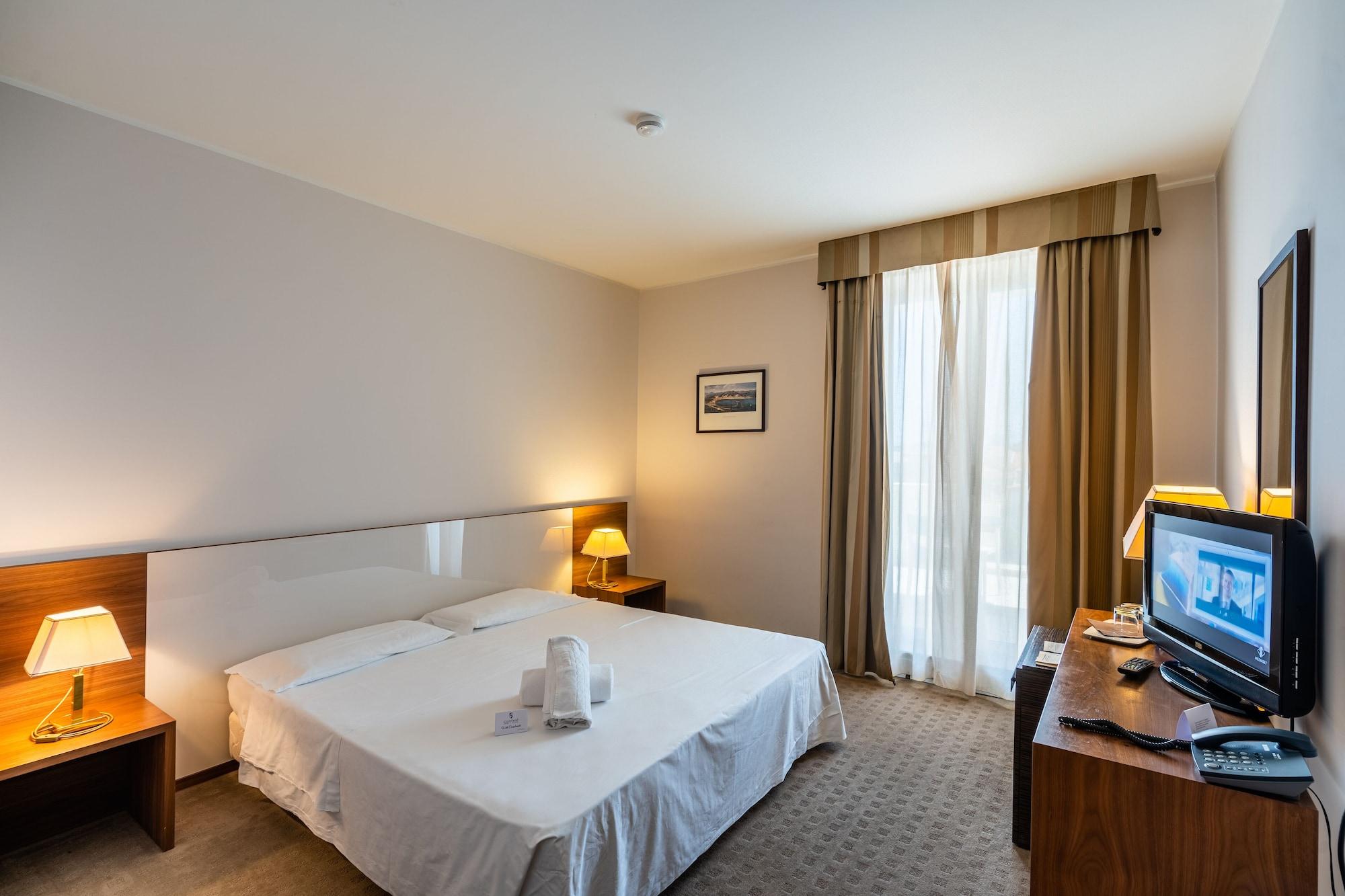 Capo Peloro Hotel (Adults Only) Torre Faro Bagian luar foto