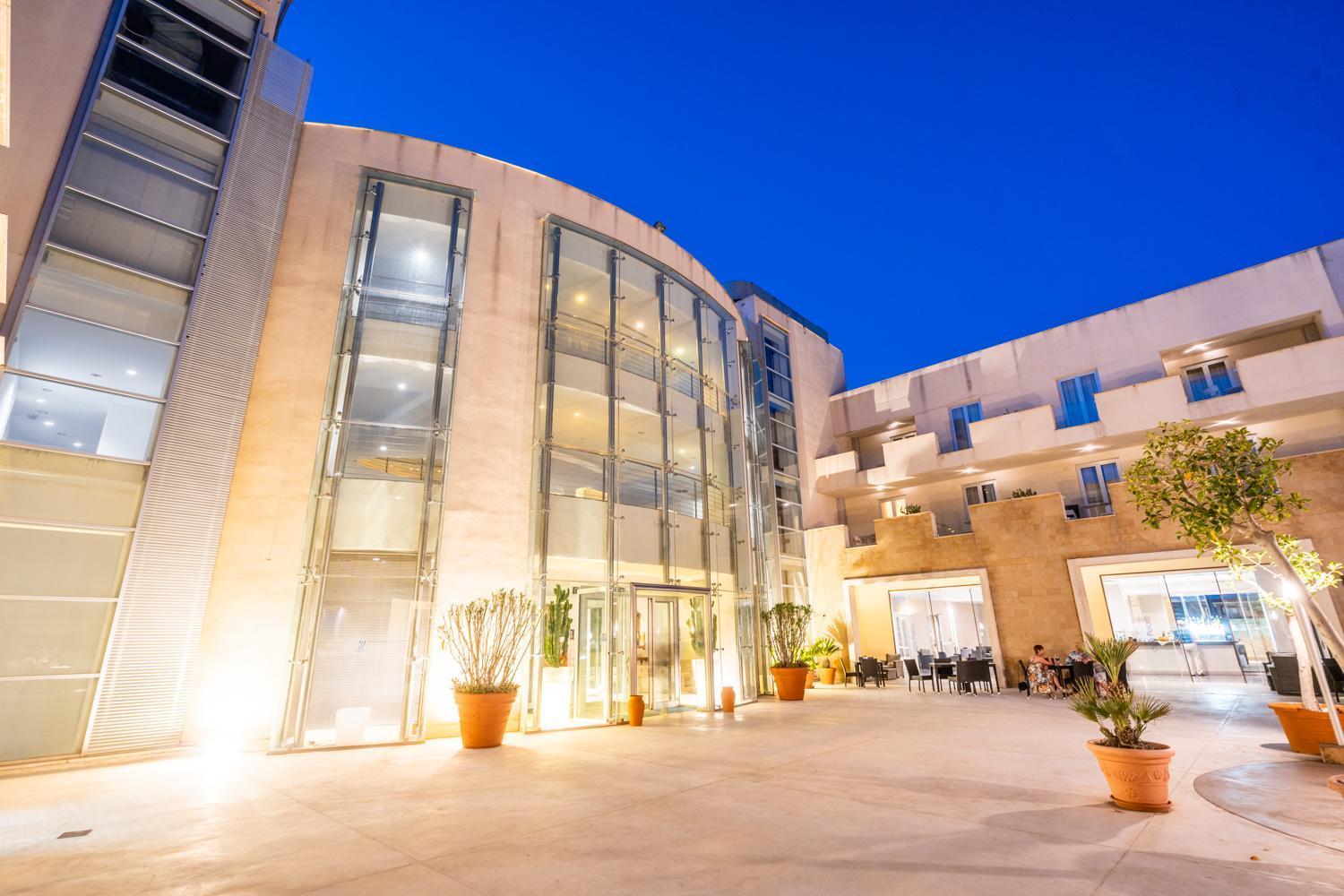 Capo Peloro Hotel (Adults Only) Torre Faro Bagian luar foto